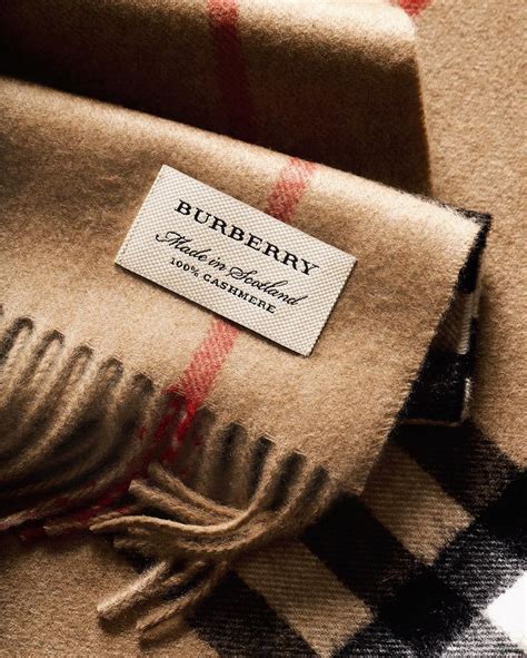 how are burberry scarves made